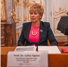 Sikerrel zárult az MI és a jog kapcsolatát bemutató nemzetközi konferencia (2025.11.20.)