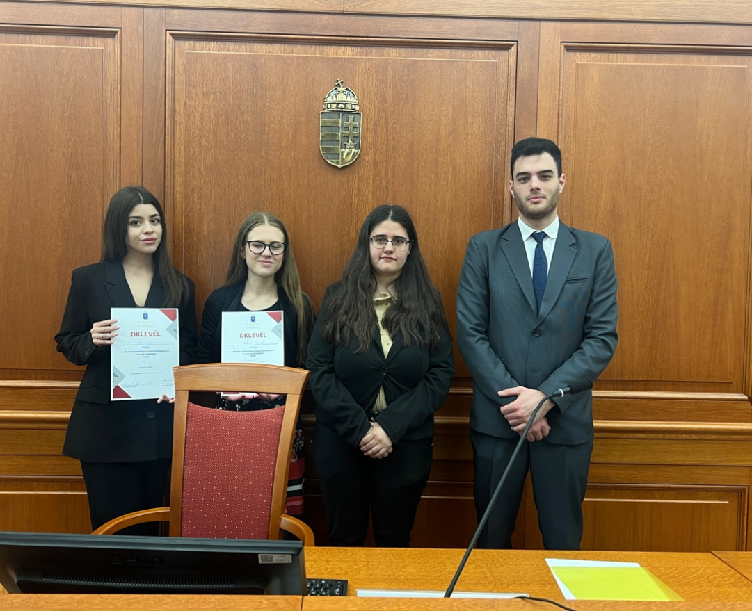Károlis sikerek a Fővárosi Büntetőjogi Perbeszédversenyen kép 1